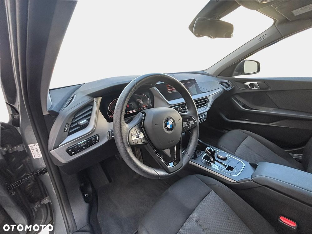 BMW Seria 1 118i Advantage - 34