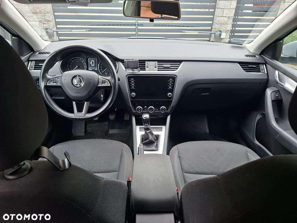 Skoda Octavia 2.0 TDI Ambition - 9