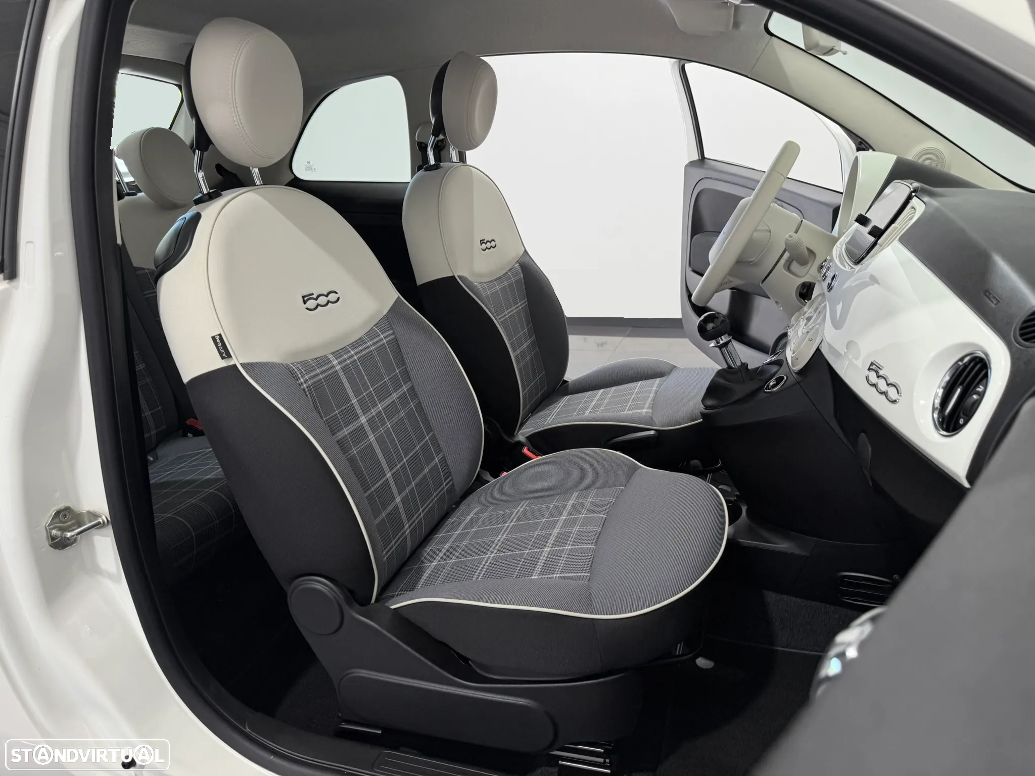 Fiat 500 1.0 Hybrid Lounge - 33