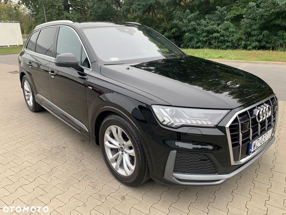 Audi Q7 2021 photo 2