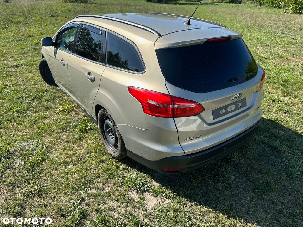 Ford Focus Turnier 1.5 EcoBoost Start-Stopp-System Business Edition - 2