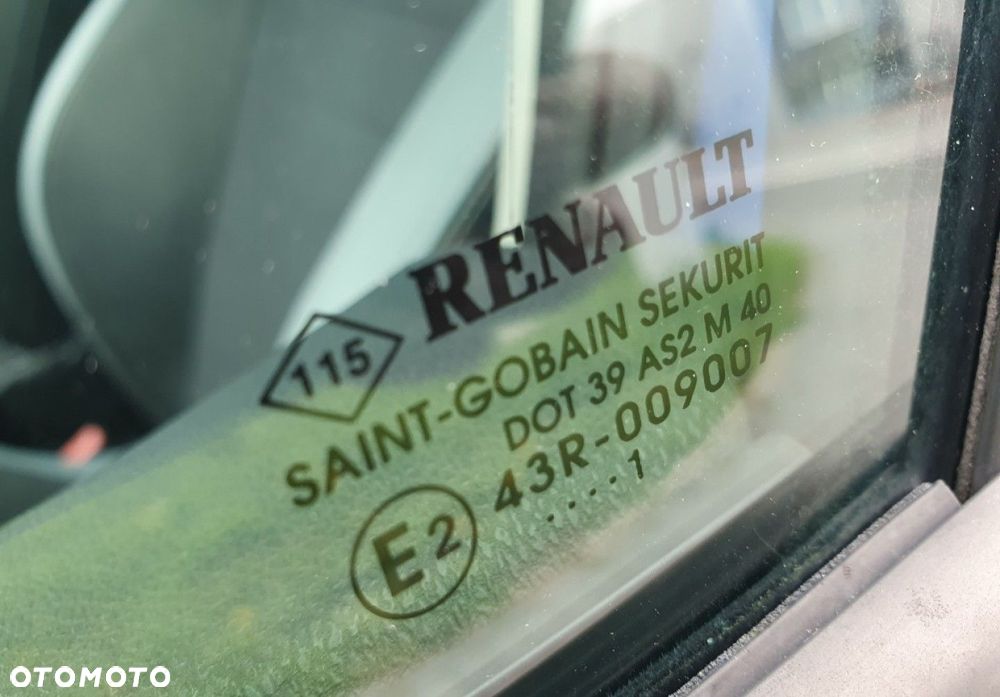 Renault Clio - 14