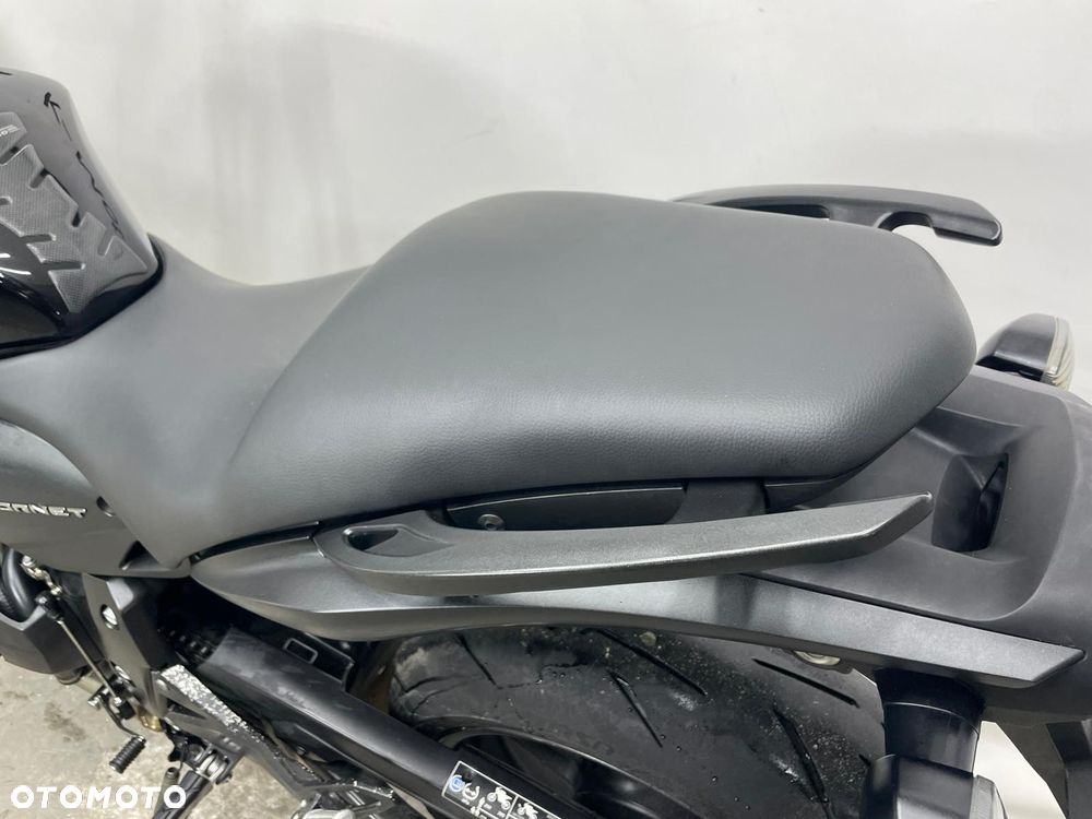 Honda Hornet - 23