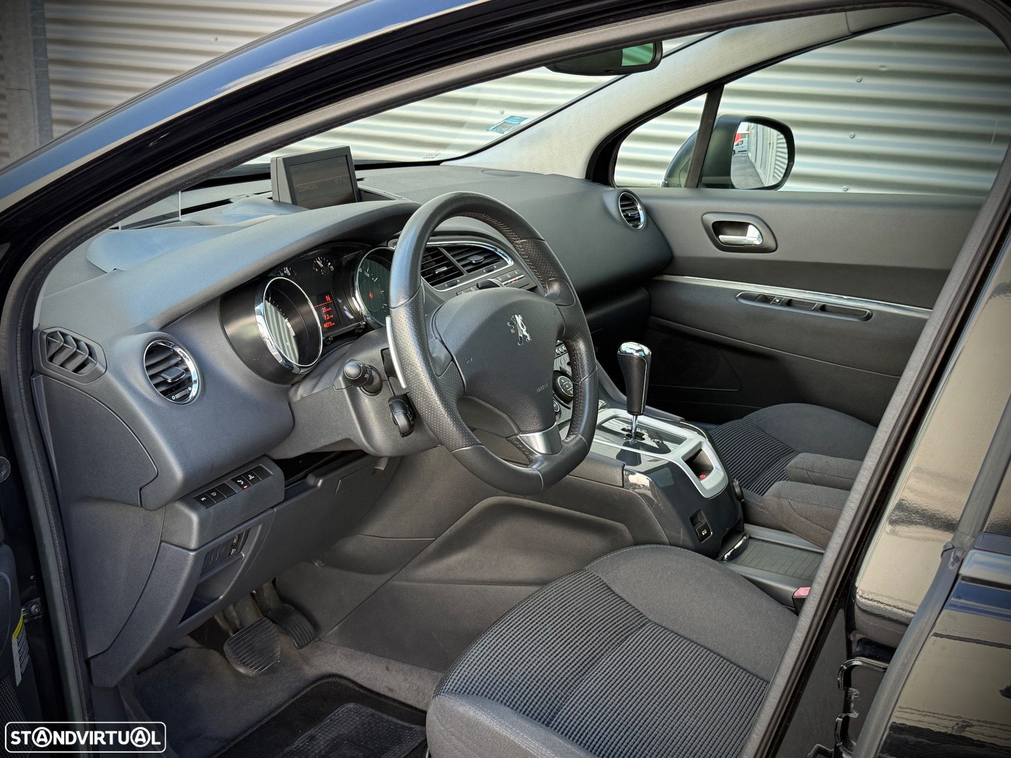 Peugeot 5008 1.6 E-HDi 7L Allure 2-Tronic - 7