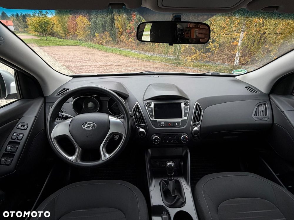 Hyundai ix35 blue 1.6 2WD Finale - 34