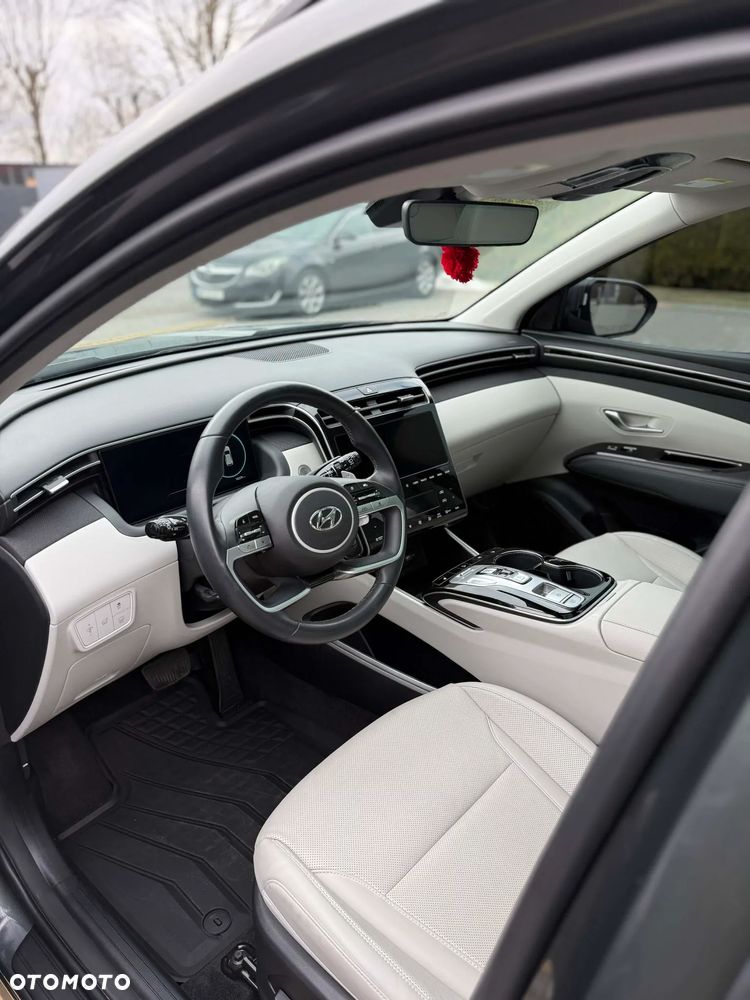 Hyundai Tucson 1.6 T-GDi HEV Smart 4WD - 28