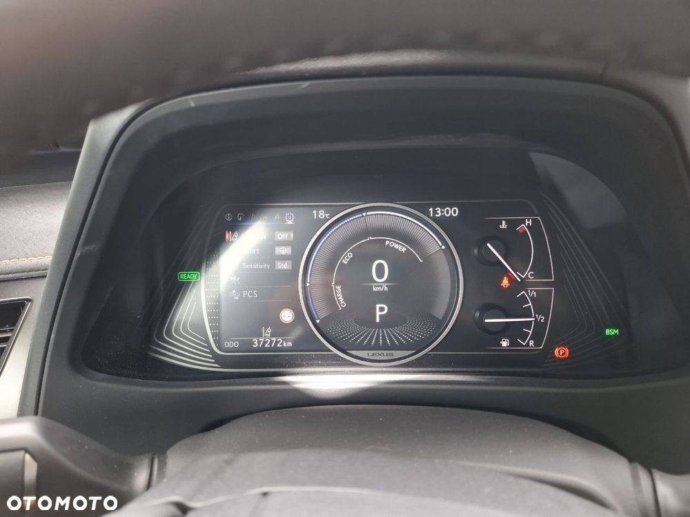 Lexus UX 250h GPF F Sport Design 2WD - 2