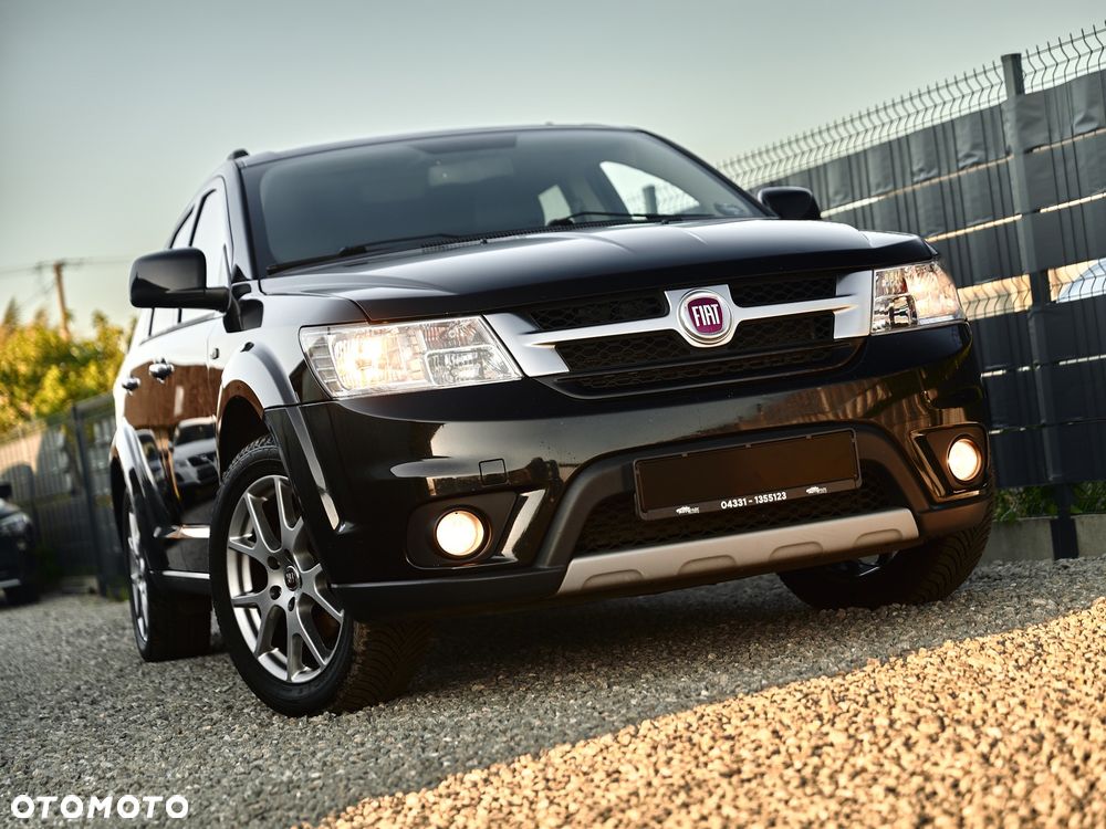 Fiat Freemont 2.0 Multijet 16V DPF Automatik Allrad Black Code - 1