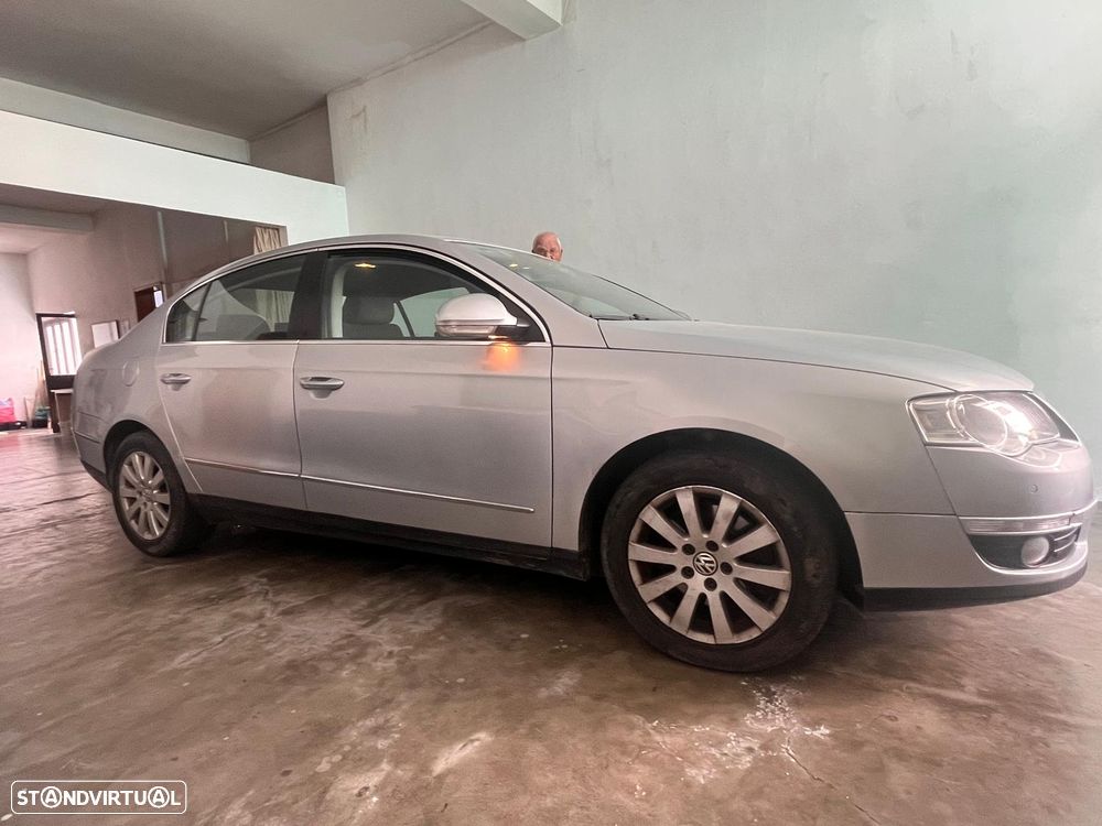 VW Passat 2.0 TDI Edition Confort. DSG - 2