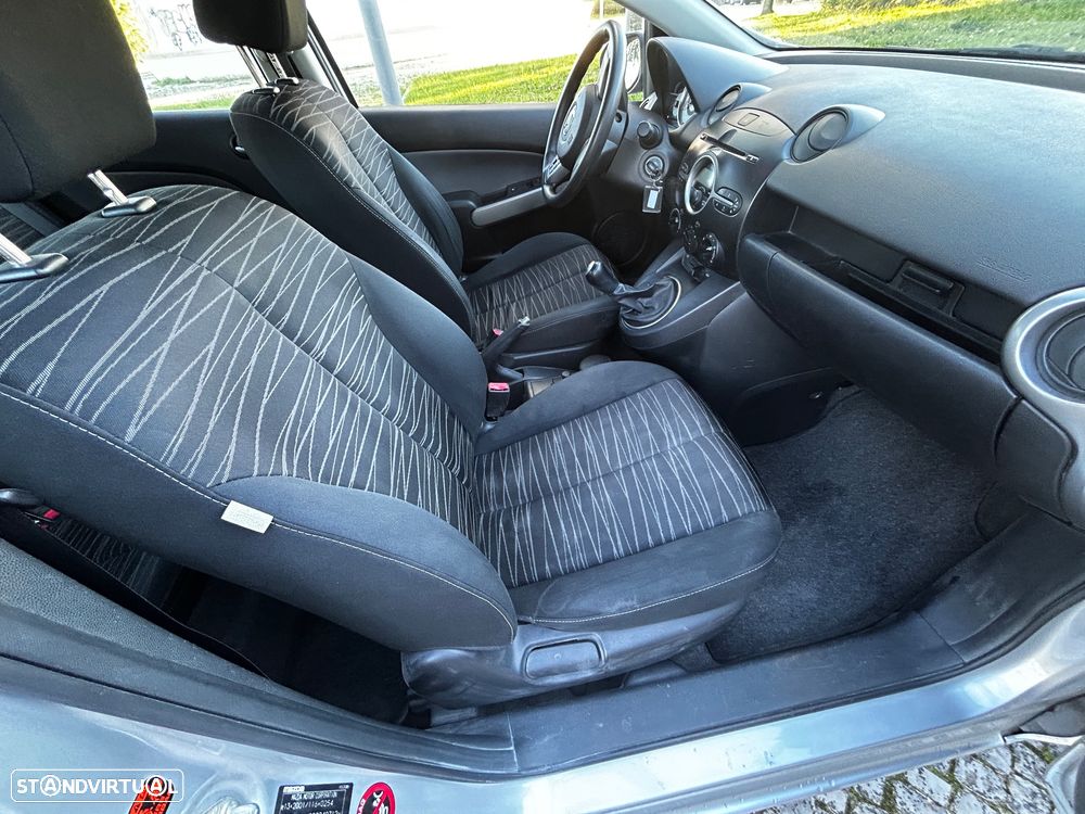 Mazda 2 1.3 MZR Core - 18