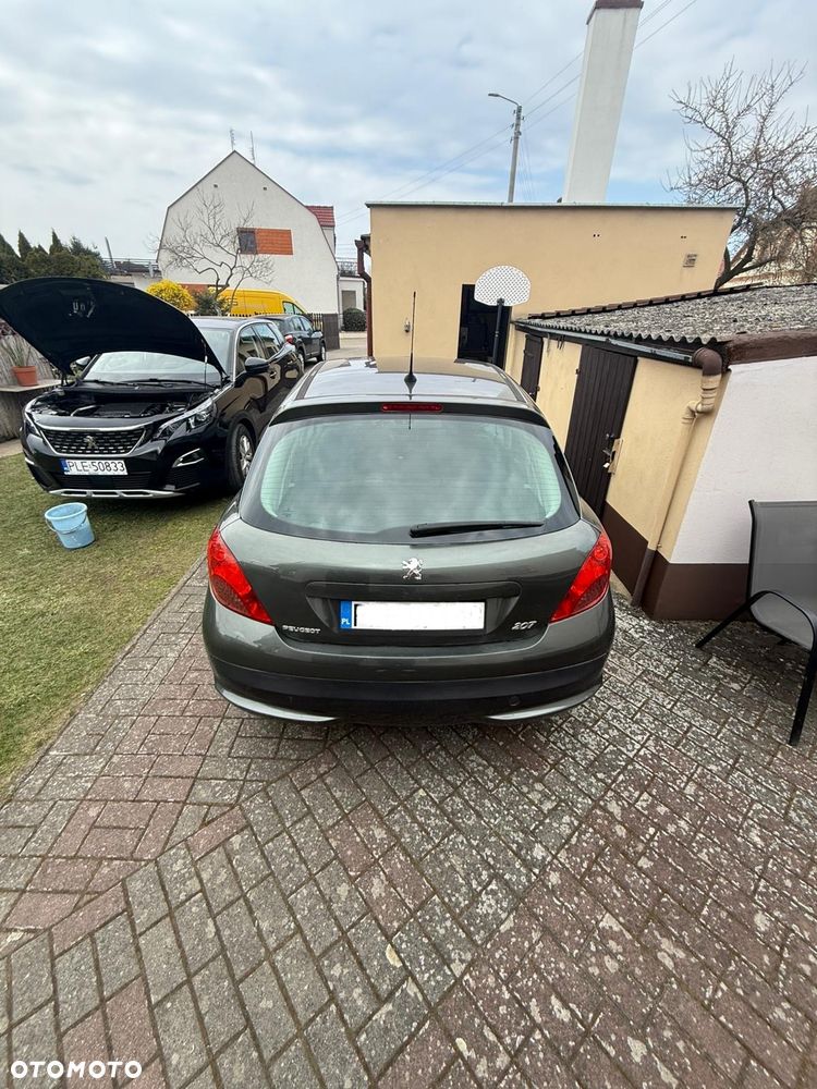 Peugeot 207 - 4