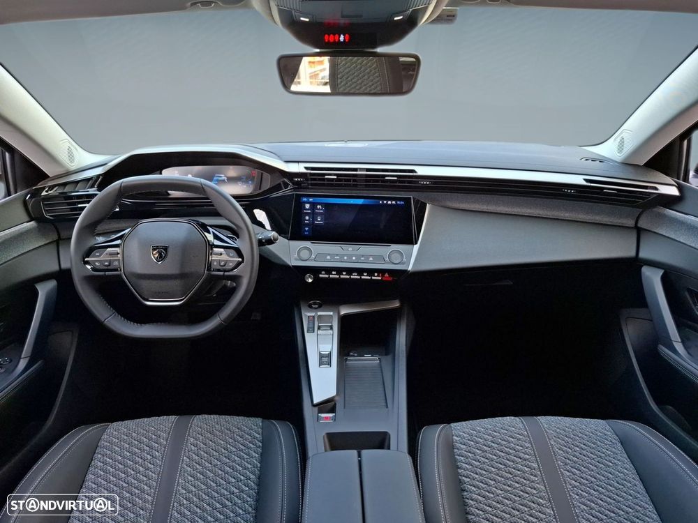 Peugeot 308 SW 1.2 Hybrid Allure e-DCS6 — fotografia 10