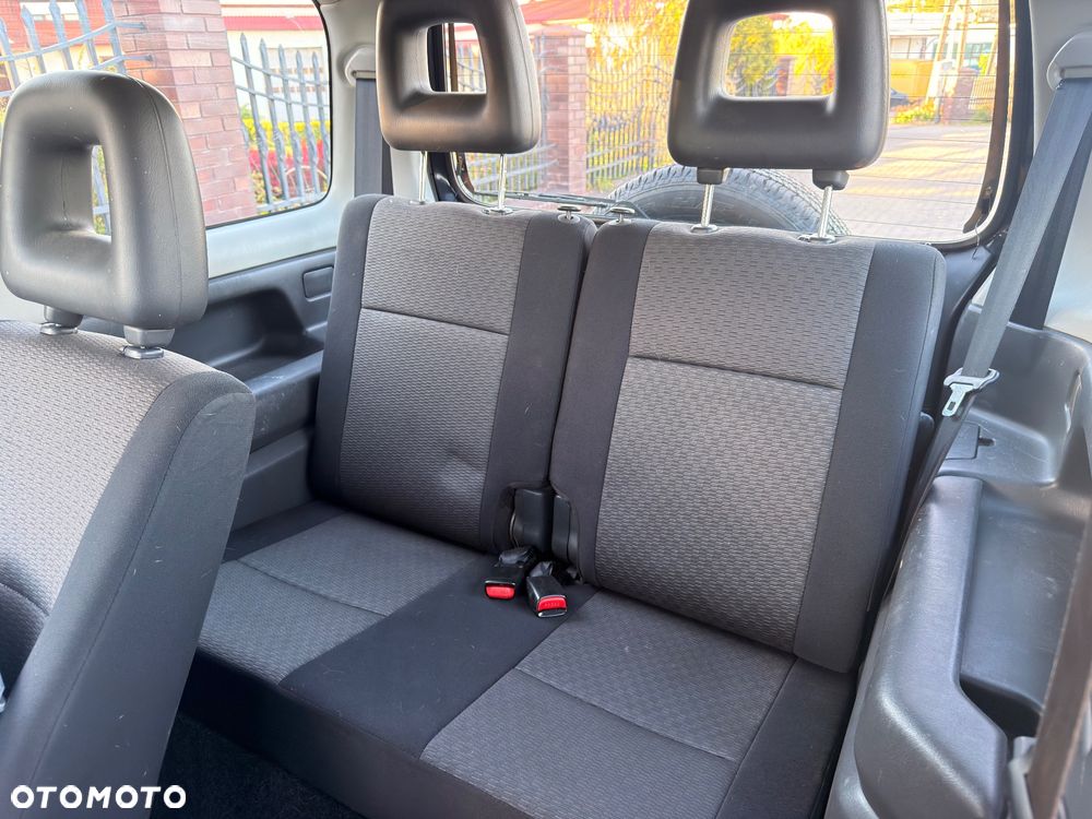 Suzuki Jimny 1.5 DDiS Club - 6