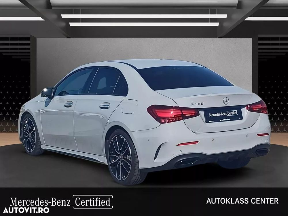 Mercedes-Benz A 200 Sedan MHEV 7G-DCT - 5