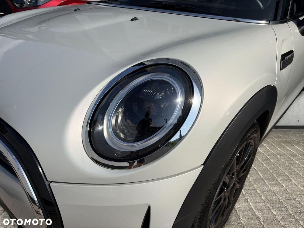 MINI Cooper Classic Trim - 18