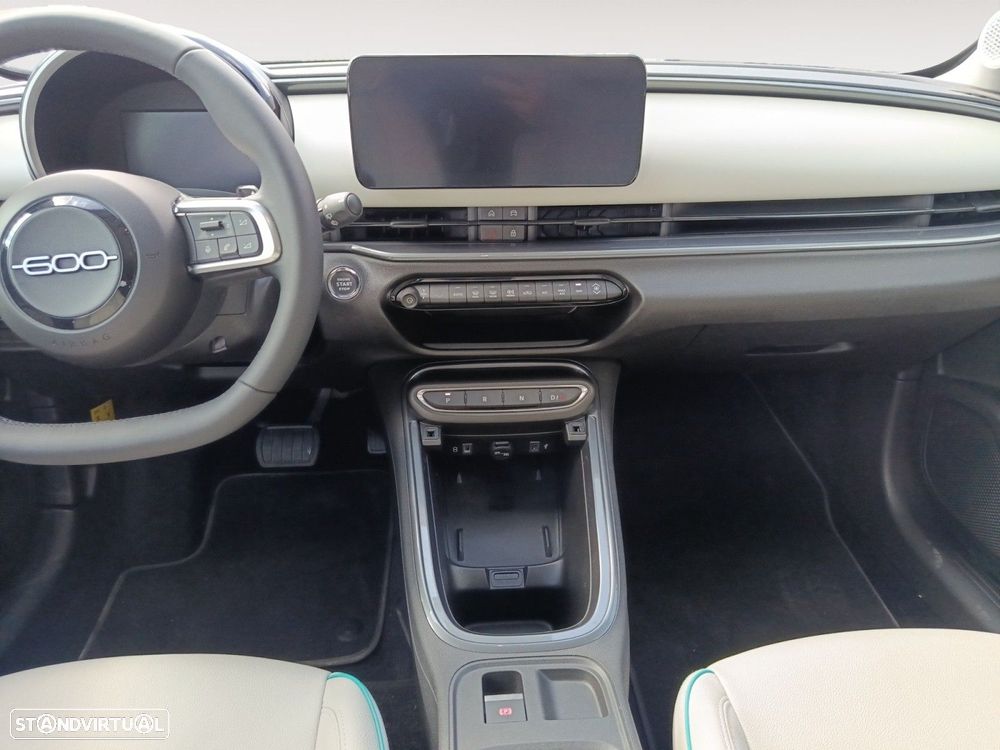 Fiat 600 1.2 Hybrid La Prima - 11
