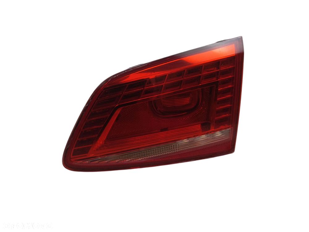 LAMPA PRAWY TYŁ W KLAPE LED VW PASSAT B7 KOMBI (10-14) 3AF945308 - 1