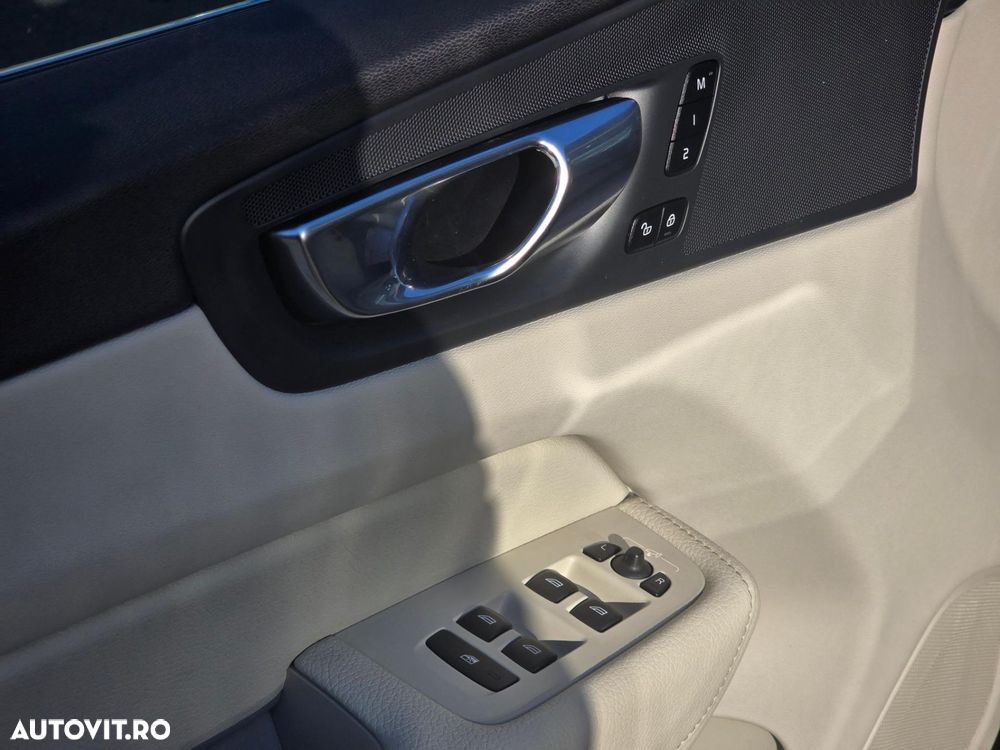 Volvo XC 60 T5 AWD Inscription - 10