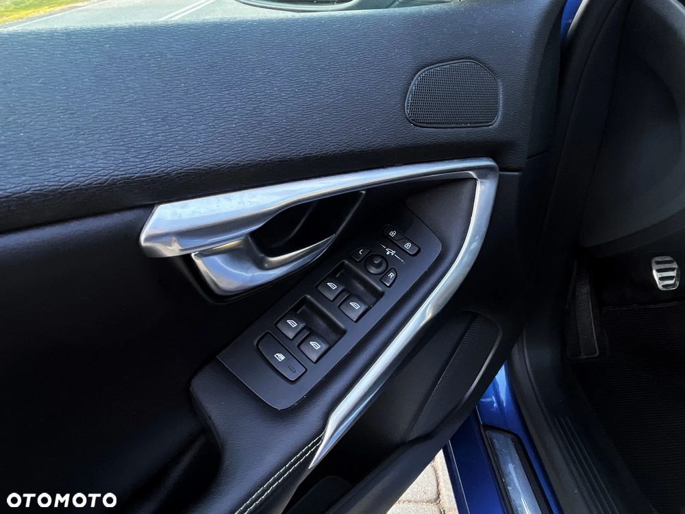 Volvo V40 D2 RDesign - 25