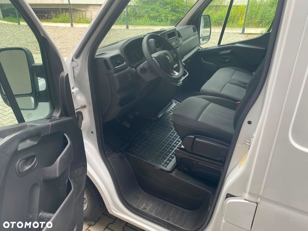 Renault MASTER L2H2 - 24