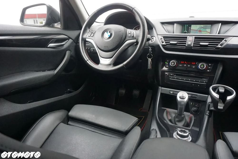 BMW X1 - 24