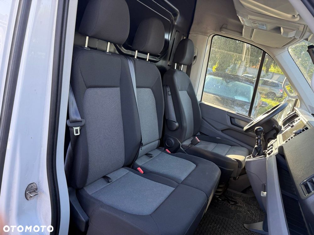 Volkswagen Crafter - 12