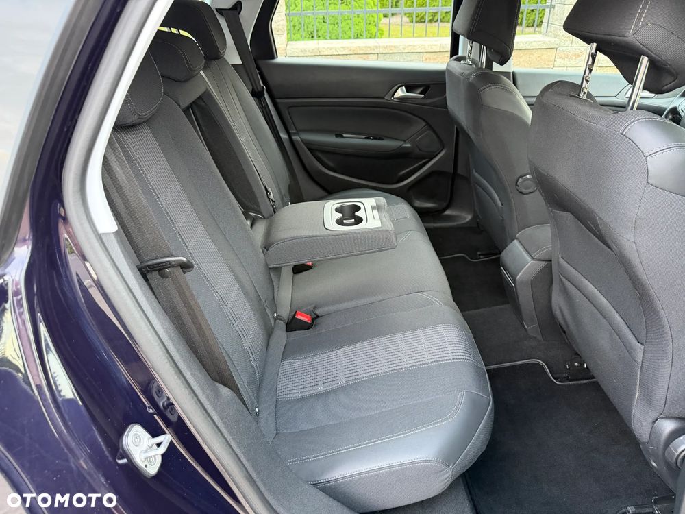 Peugeot 308 BlueHDi FAP 130 Stop & Start Allure - 22
