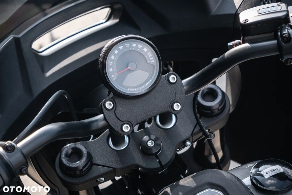 Harley-Davidson Softail Low Rider - 14