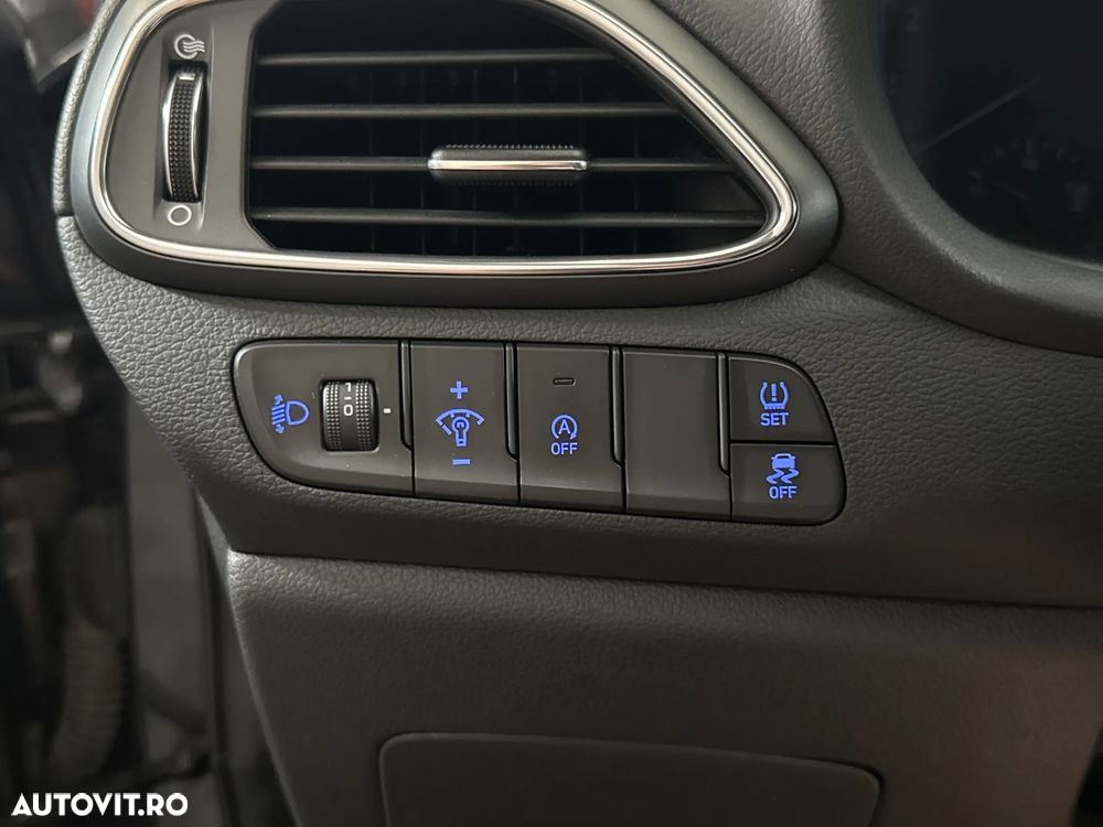 Hyundai i30 - 15