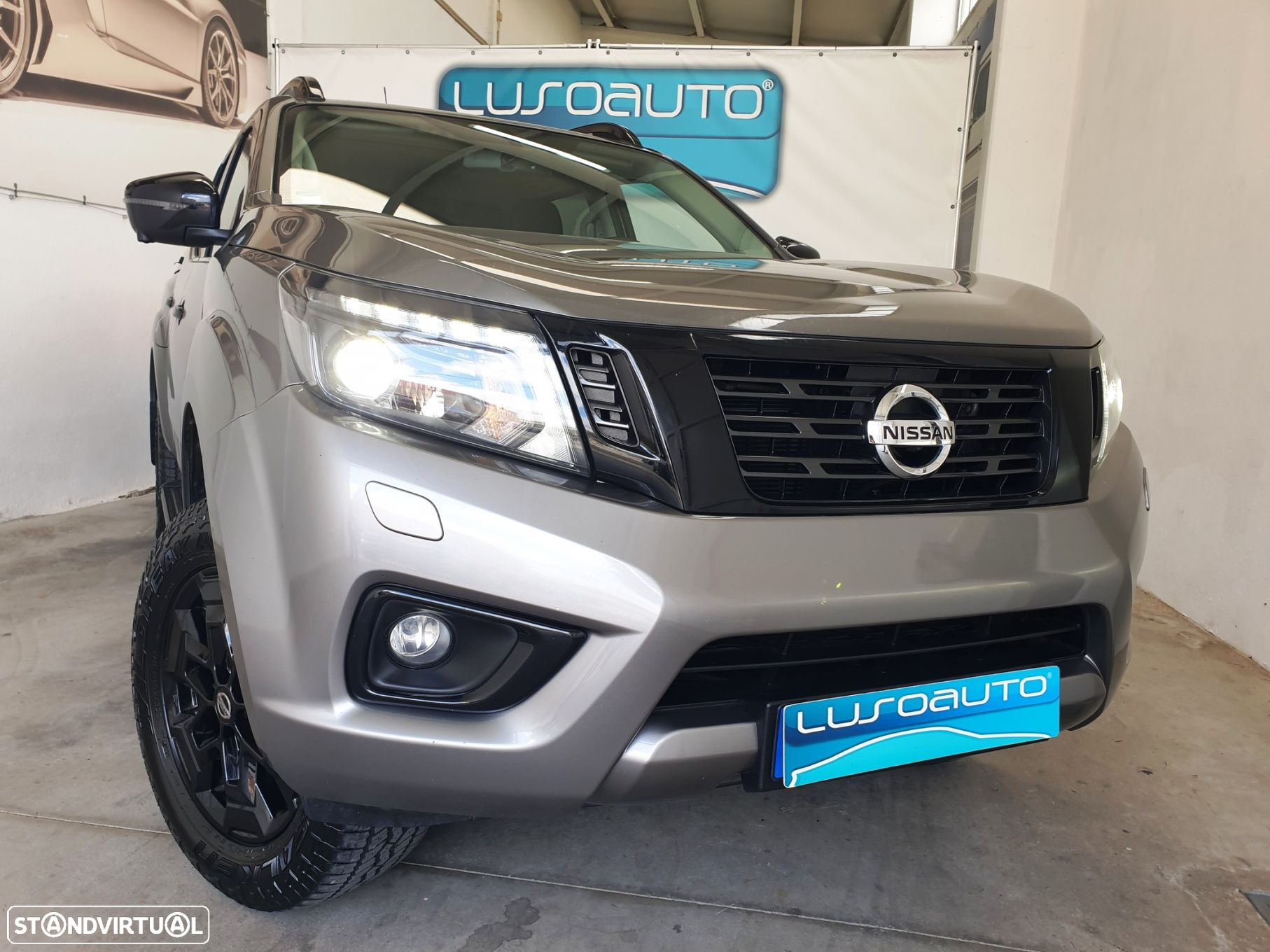 Nissan Navara 2.3 dCi CD 4WD N-Guard - 9