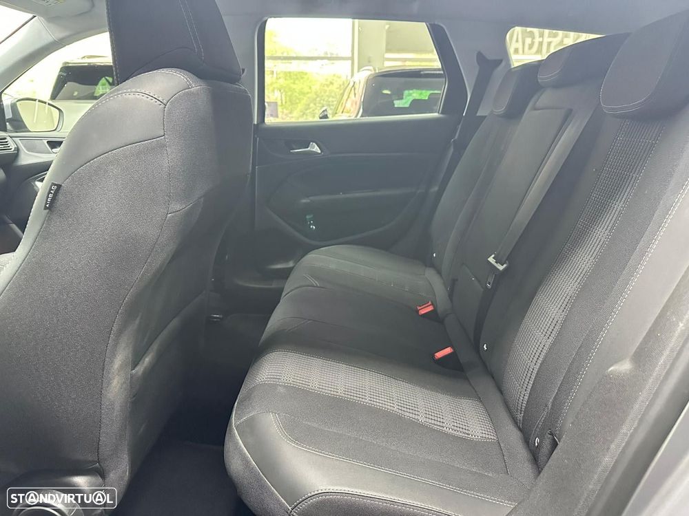 Peugeot 308 SW 1.5 BlueHDi Allure Pack - 32