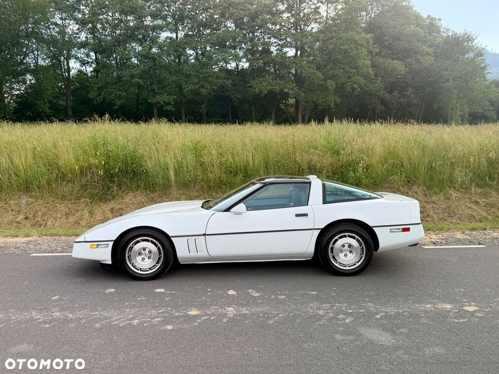 Chevrolet Corvette - 26