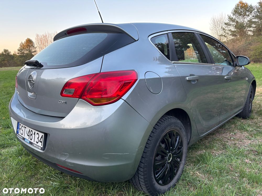 Opel Astra 1.7 CDTI - 15