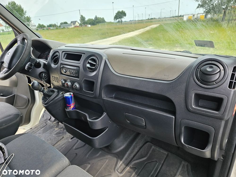 Renault Master - 18