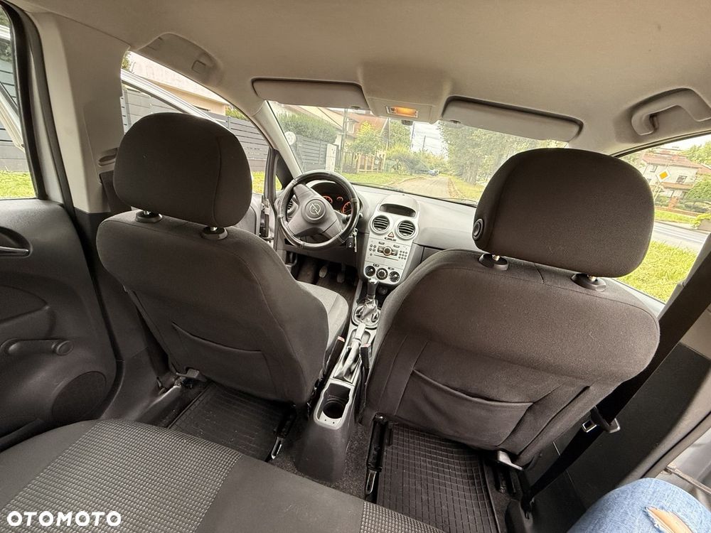 Opel Corsa 1.2 16V Enjoy - 4