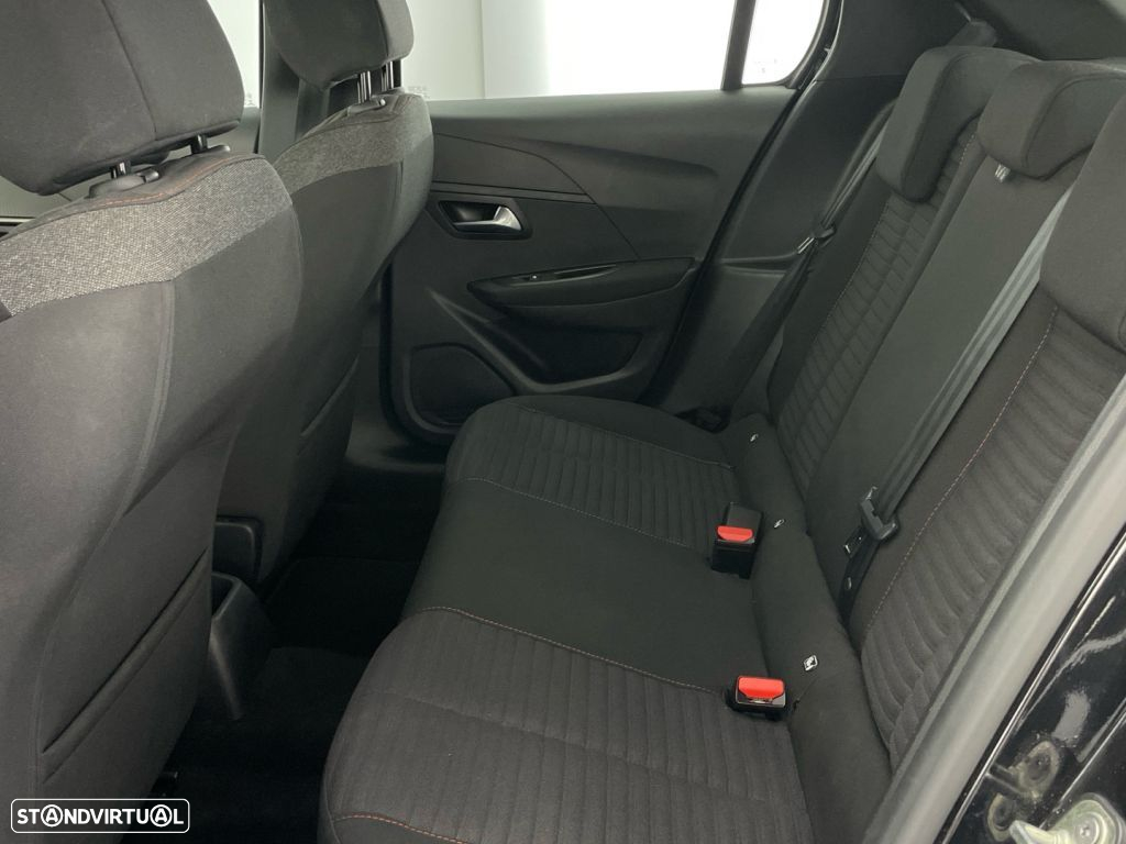Peugeot 208 1.2 PureTech Active Pack - 12