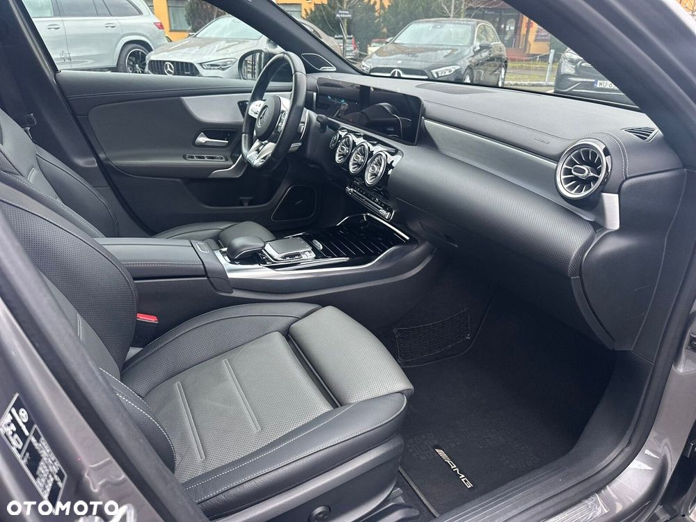 Mercedes-Benz Klasa A 35 AMG 4-Matic 7G-DCT - 16
