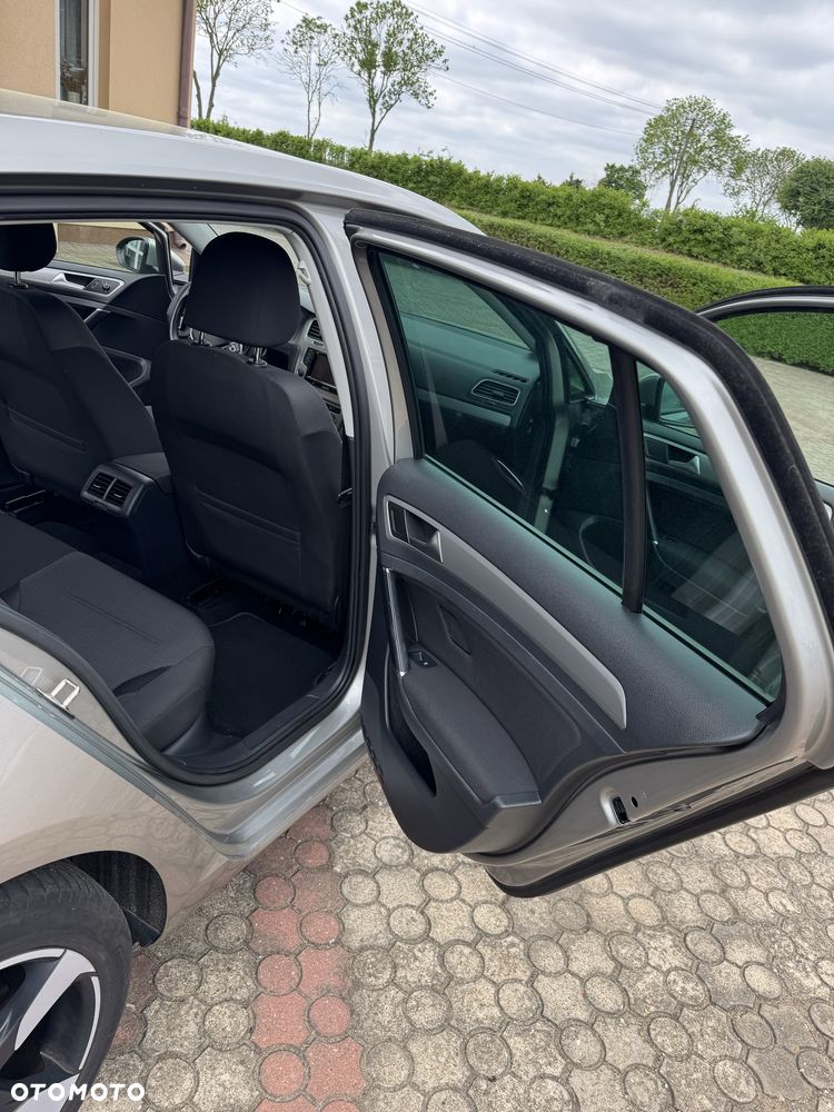 Volkswagen Golf - 7