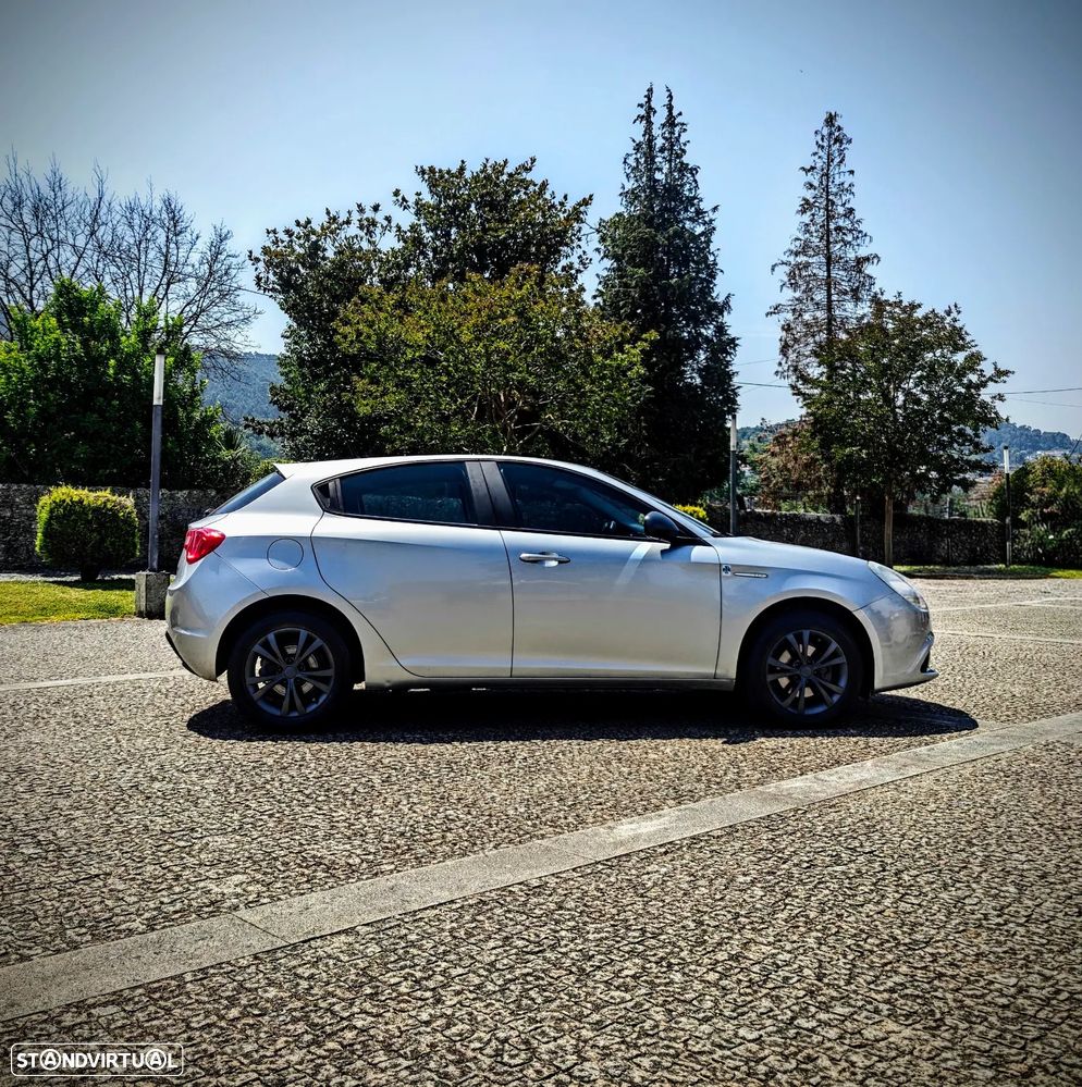 Alfa Romeo Giulietta 1.6 JTDM 16V Sport - 40