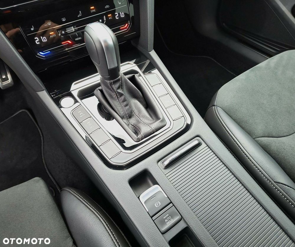 Volkswagen Arteon 2.0 TSI R-Line DSG - 22