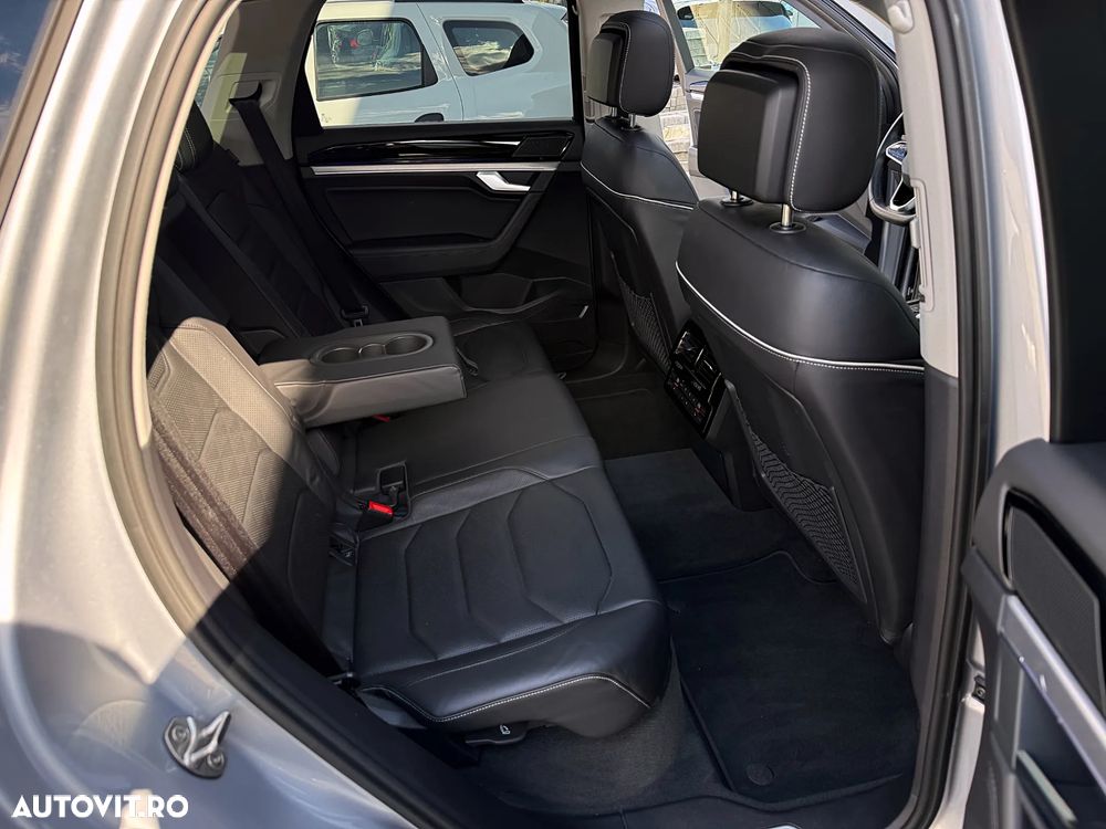 Volkswagen Touareg V6 e-Hybrid OPF 4Motion Aut. Elegance FINAL EDITION - 40