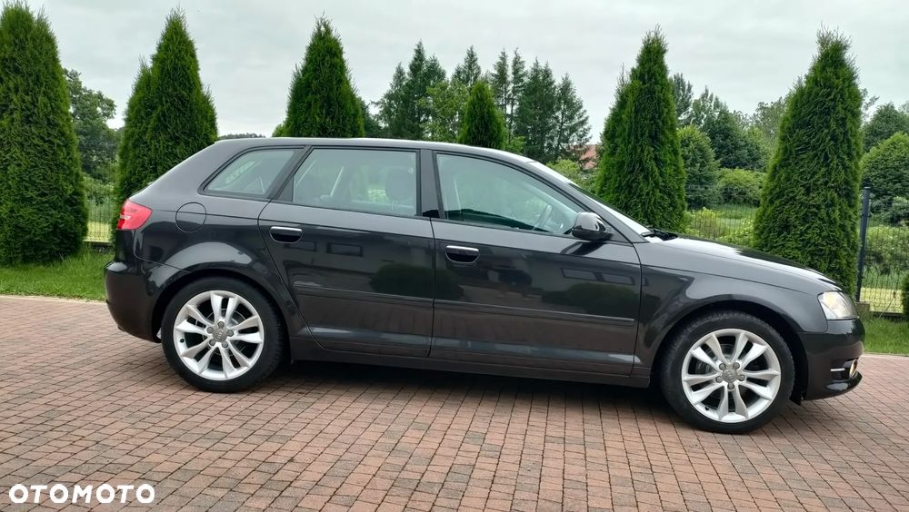 Audi A3 Sportback 1.6 TDI Attraction - 12
