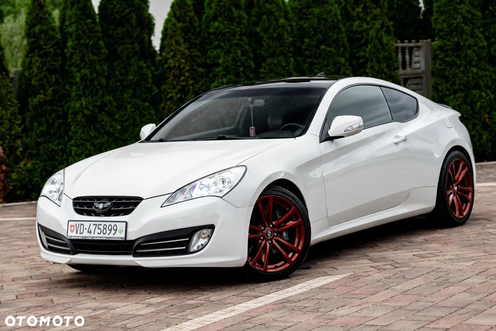 Hyundai Genesis Coupe 2.0 T - 2