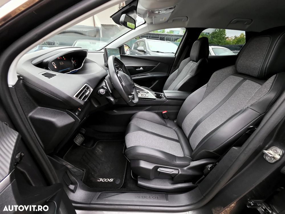 Peugeot 3008 PureTech 130 Stop & Start GPF EAT8 Allure Pack - 24