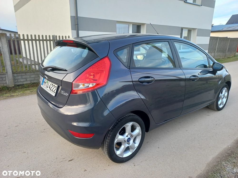 Ford Fiesta - 30