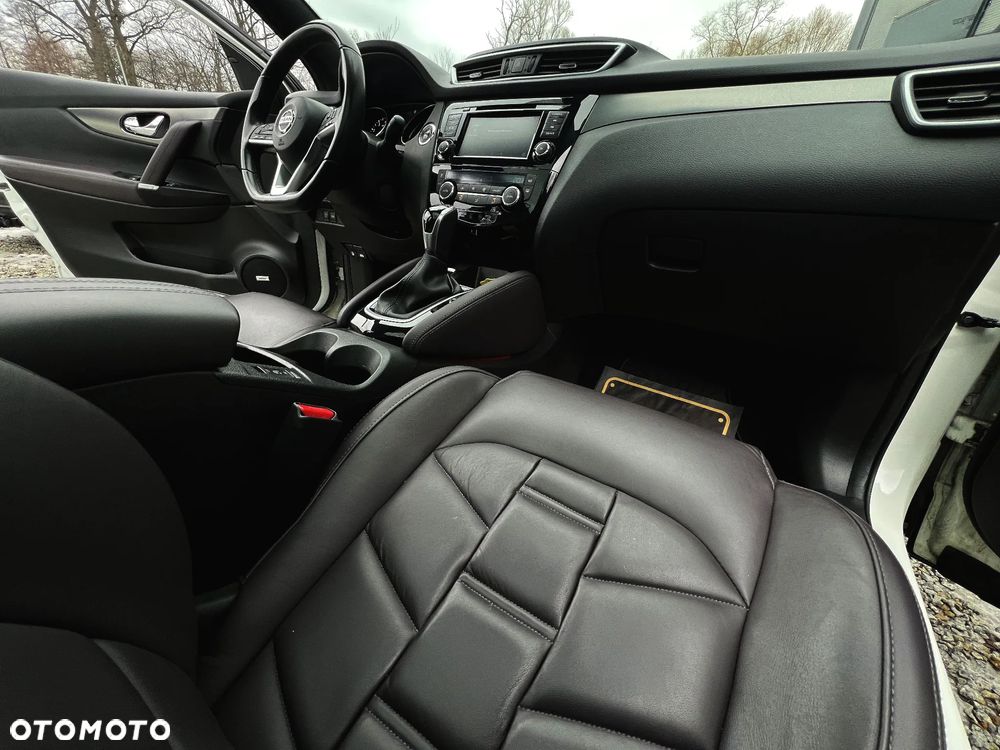 Nissan Qashqai 1.3 DIG-T Tekna+ DCT - 16