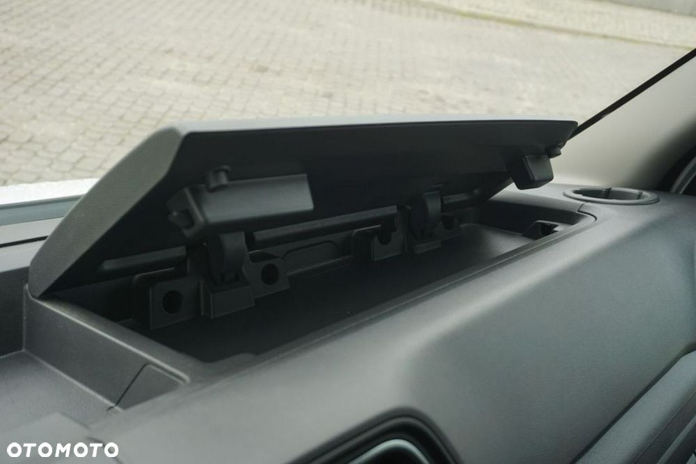 Renault Master - 25