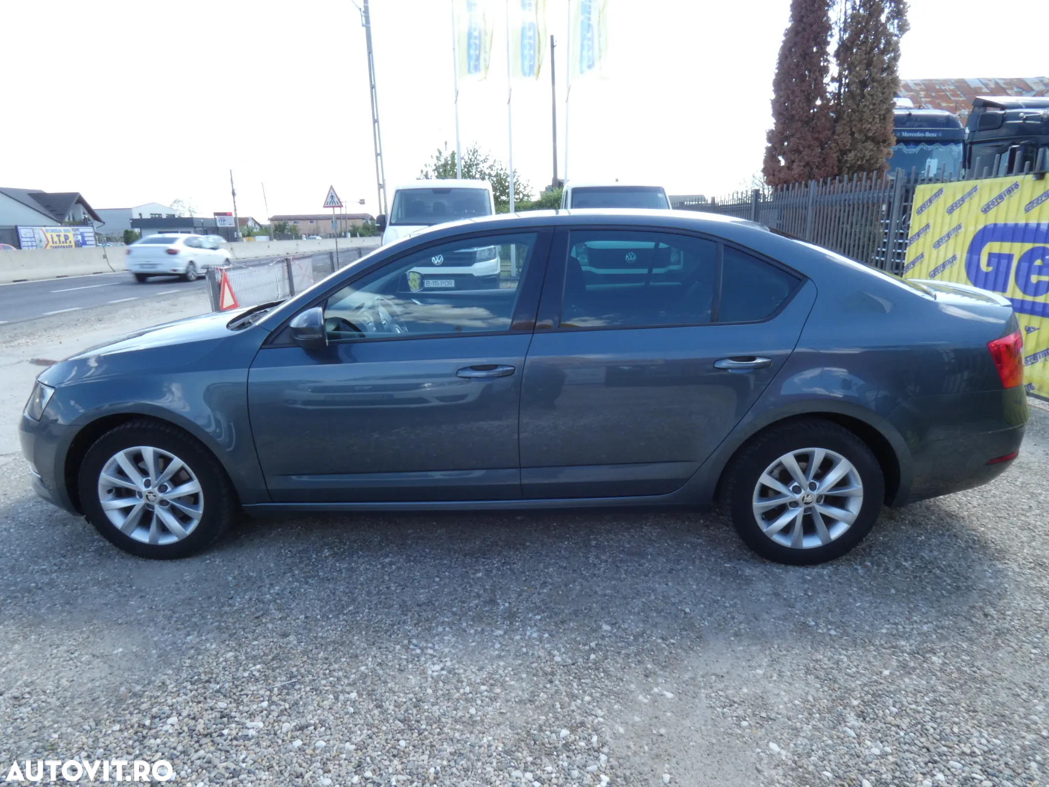 Skoda Octavia 1.5 TSI Style - 4