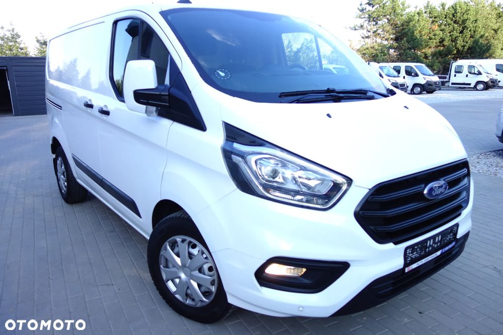 Ford Transit Custom  2.0 Ecoblue  130 KM Automat L1H1 Klima Webasto - 17