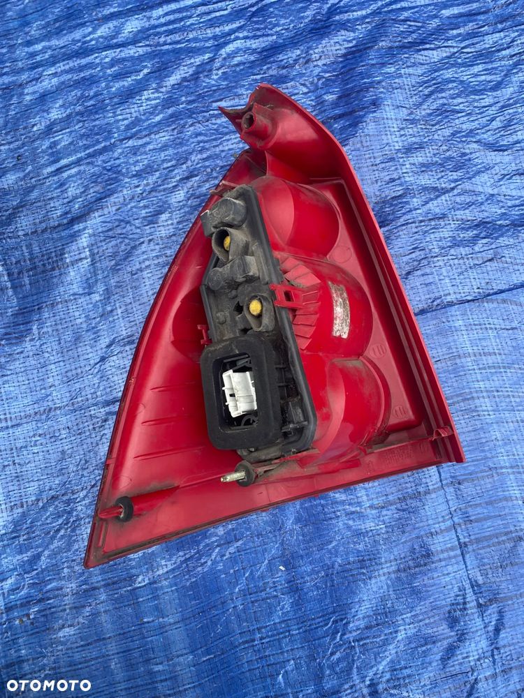 PEUGEOT 307 LIFT KOMBI LAMPA LEWY LEWA PRAWY PRAWA TYŁ TYLNA - 5
